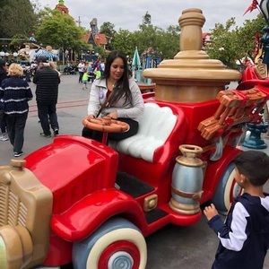 Meet your Posher, Azucena